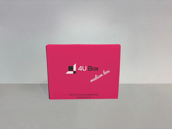 Medium box with 4U Box sleeve - 4U Branded